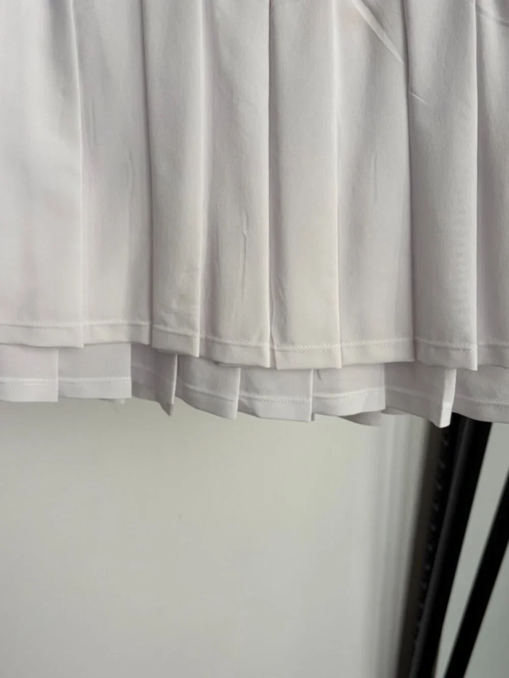 Alo New Double-Layer Pleated Mini Skirt